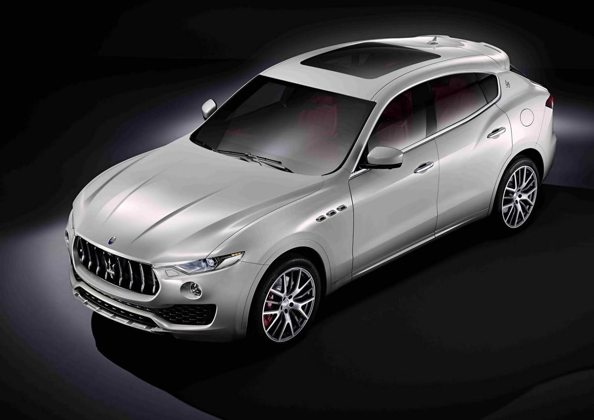 2016 Maserati Levante suv 1