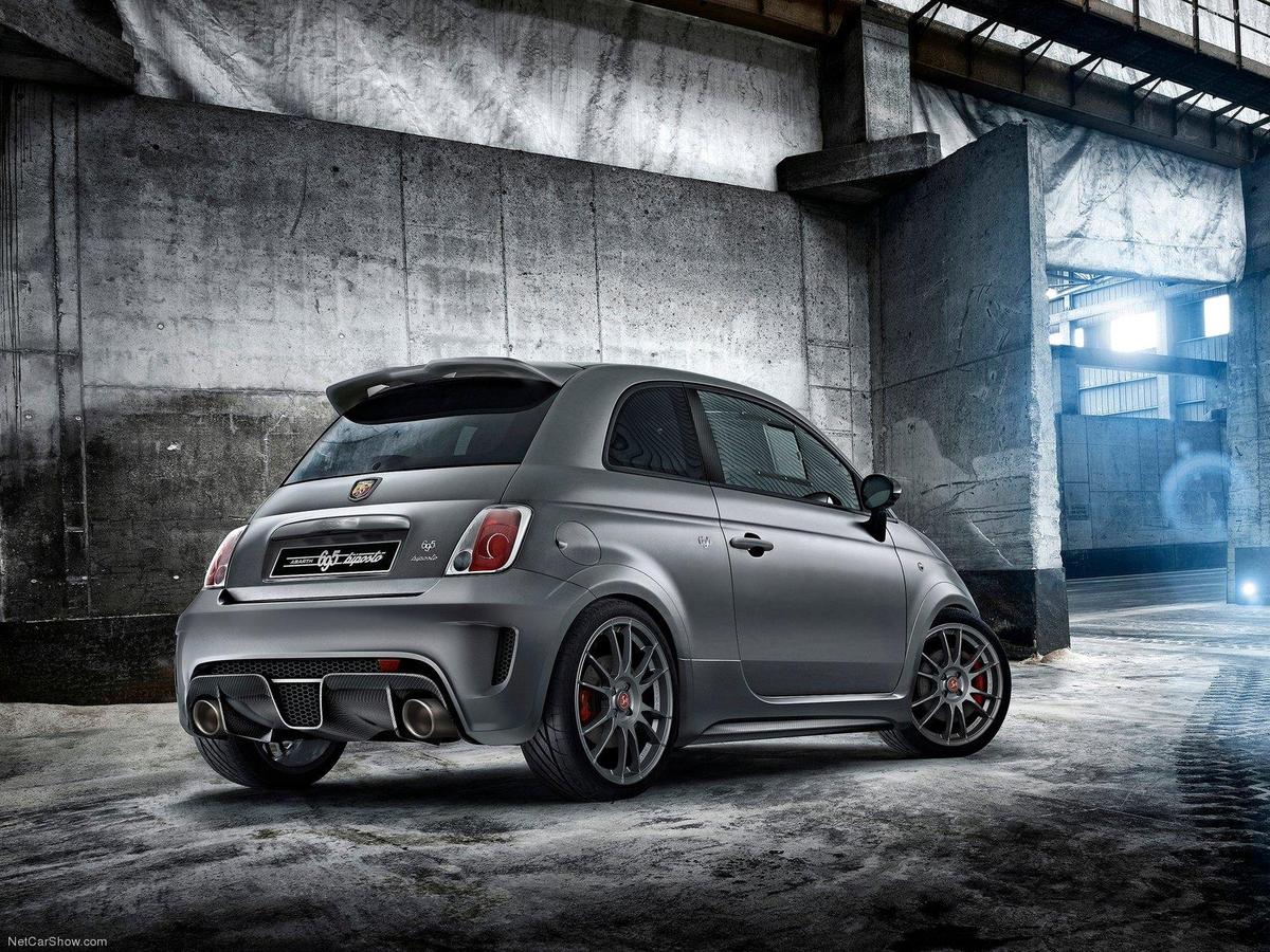 2014 Fiat 695 Abarth Biposto 2