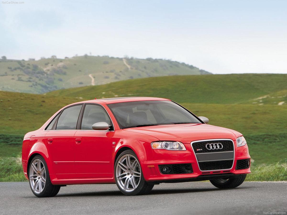 Audi-RS4 2008 1280x960 wallpaper 04