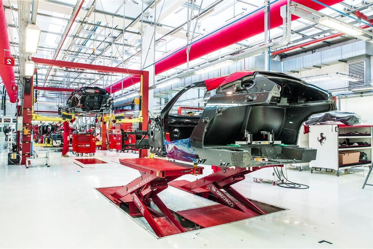 2014 Ferrari LaFerrari building process 