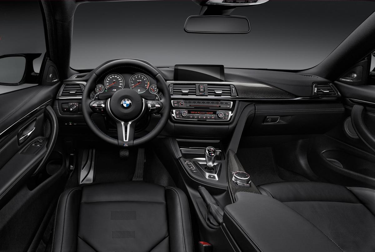 2015-bmw-m4-coupe-024-1