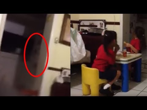 Youtube: Sie haben WIRKLICH einen GEIST gesehen! Update zu 2 Mädchen sehen Geist | MythenAkte