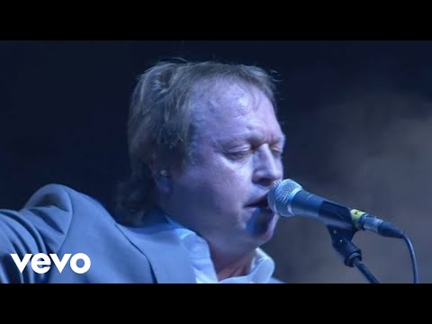 Youtube: Level 42 - Turn It On (Live in Holland 2009)