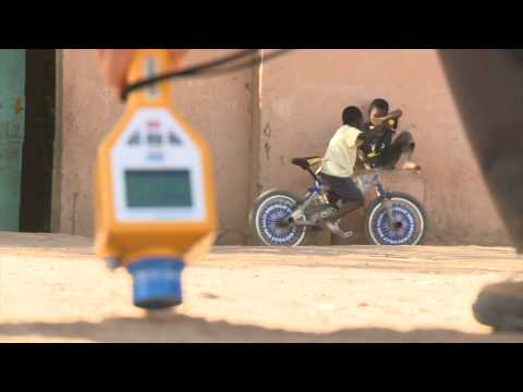 Youtube: Verlassen im Staub - Uranabbau in Niger