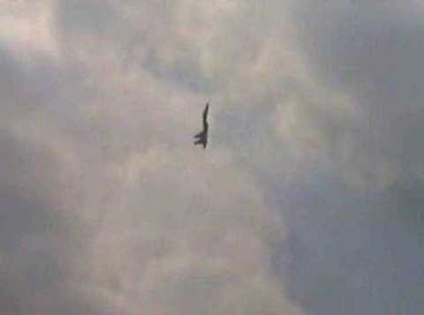 Youtube: Sukhoi Su-27 executing Cobra maneuver