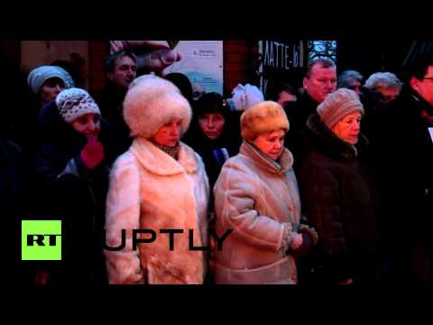 Youtube: Ukraine: 'The Mariupol offensive has started' - DPR's Zakharchenko