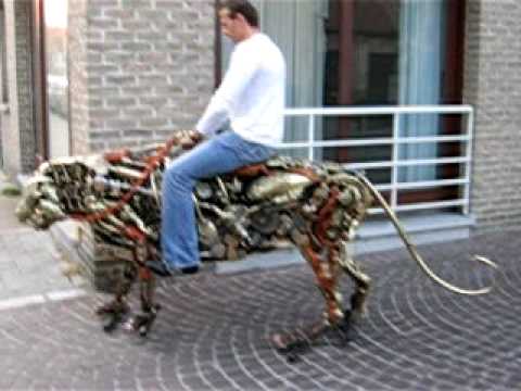 Youtube: Mechanical Tiger in Brugge