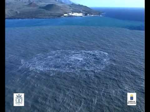Youtube: Imágenes del proceso eruptivo tomadas durante el vuelo del helicóptero del GES