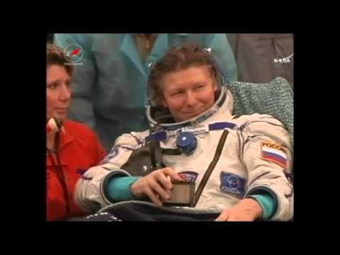 Youtube: Soyuz TMA-16M Post-Landing - Crew Extraction (September 1, 2015)