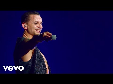Youtube: Depeche Mode - Enjoy The Silence (Live in Berlin)