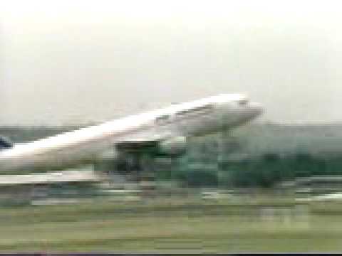 Youtube: Airbus A320 crash at Habsheim airshow, France 1988