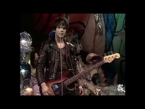Youtube: The Stranglers - No More Heroes (TopPop) (1977)