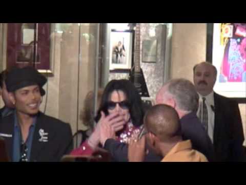 Youtube: Michael Jackson at the Aladdin Hotel LV