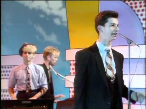 Youtube: Depeche Mode - Just Can't Get Enough (Live Swap Shop 1981)