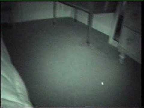 Youtube: VERY WEIRD SPIRITUAL ANOMALY IN HAUNTED ROOM