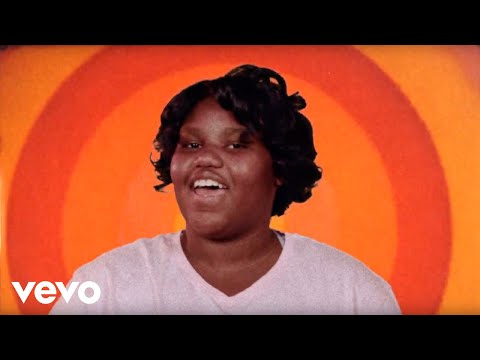 Youtube: The Go! Team - A Bee Without Its Sting (Official Video)
