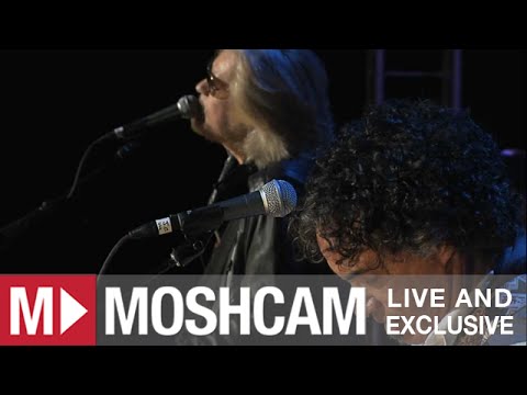 Youtube: Daryl Hall & John Oates - She's Gone | Live in Sydney | Moshcam