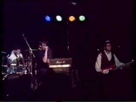 Youtube: Schliessmuskel - High Noon (live `92)