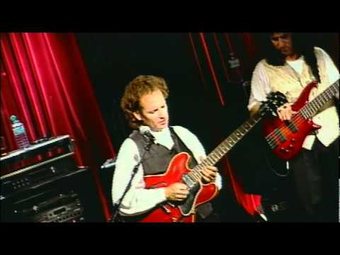 Youtube: Lee Ritenour At Jamz"Waiting In Vain"