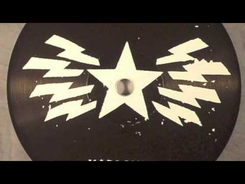 Youtube: Mr. Tophat & Art Alfie - I Want You To See (that you´re in love with me)