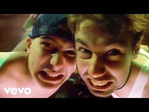 Youtube: Beastie Boys - No Sleep Till Brooklyn (Official Music Video)