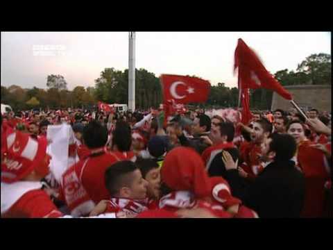 Youtube: Deutschland Türkei 3:0 Spiegel-TV Mesut Özil Erdogan DFB Grindel Löw