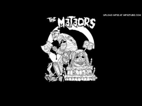 Youtube: The Meteors - The Loneliness Of A Long Distance Killer
