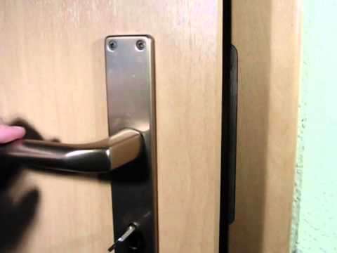Youtube: Türen ohne Schlüssel öffnen - Anleitung zum öffnen einer Türfalle