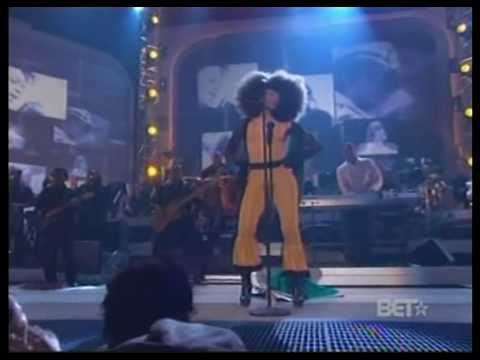 Youtube: Erykah Badu Tribute to Diana Ross