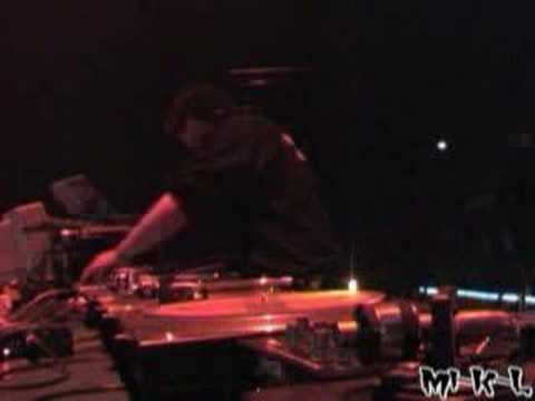 Youtube: DJ Radium - Live @ Catharsis (part1/5)