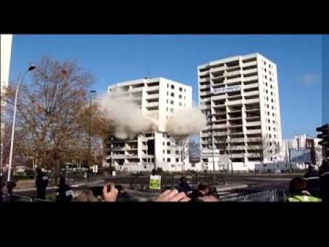 Youtube: démolition des tours Mondor à Argenteuil le 12.12.2010.avi