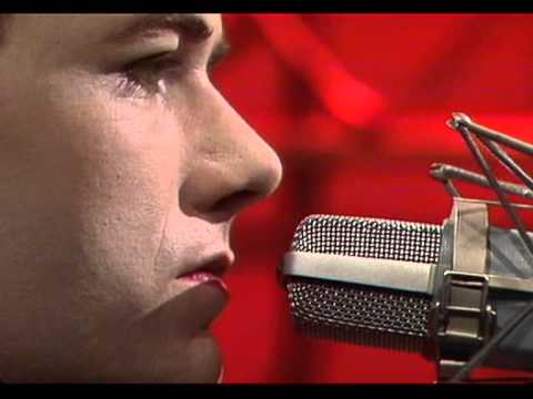 Youtube: Kraftwerk - Wir Sind die Roboter