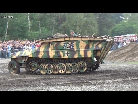 Youtube: Stahl auf der Heide 2014 ♦ SdKfz 251 / 7 Wehrmacht Halbkettenfahrzeug Pionierpanzerwagen Half-Track