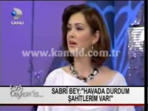 Youtube: Esra Ceyhan'la Canlı yayında şok rezalet! Uçan Adam Sabri'nin doğuşu