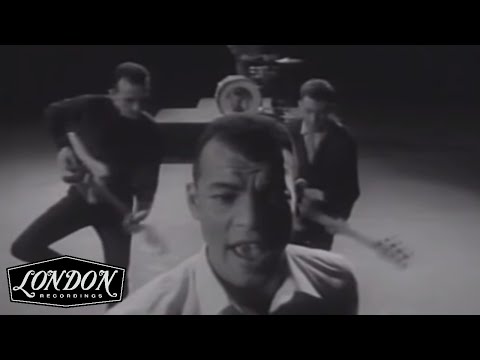 Youtube: Fine Young Cannibals - Suspicious Minds (Official Video)