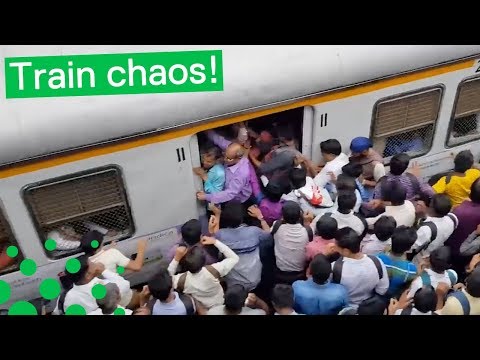 Youtube: CRAZY STAMPEDE AT INDIAN TRAIN STATION