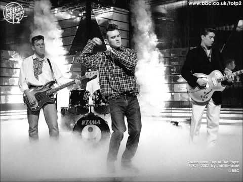 Youtube: The Smiths - Bigmouth strikes again (with lyrics EN) (Legendado PTbr) HD 720p