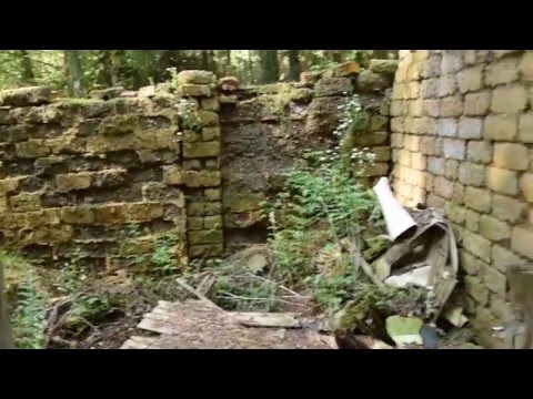 Youtube: Lost Places & Bunker: verlassenes Waldhaus l Urban exploring