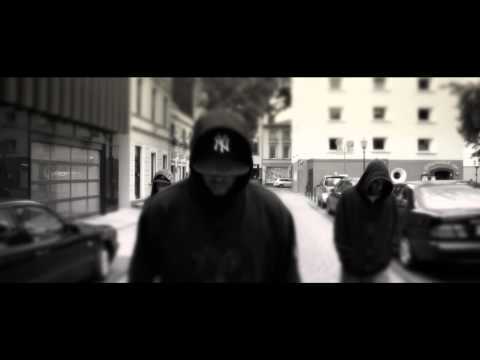 Youtube: Dikkn - Grauer Samt (Official Video)