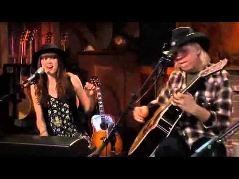 Youtube: [02] Diane Birch - Nothing but a Miracle @ Live from Daryl's House