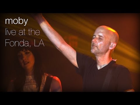 Youtube: Moby - Raining Again (Live from The Fonda, L.A.)