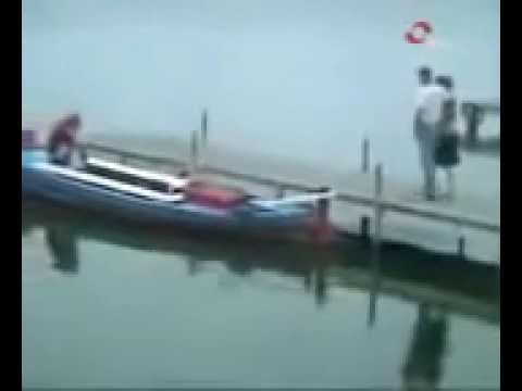 Youtube: Ataque De Anguila Gigante