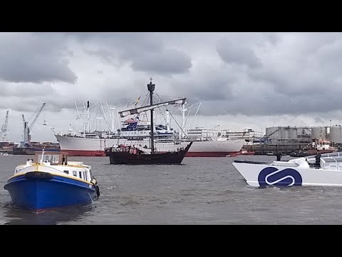 Youtube: Einlaufparade - Hafengeburtstag  Hamburg 2019 (siehe Info)