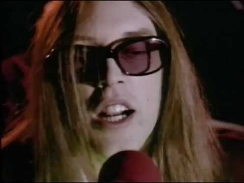 Youtube: Urge Overkill - Girl You'll Be a Woman Soon