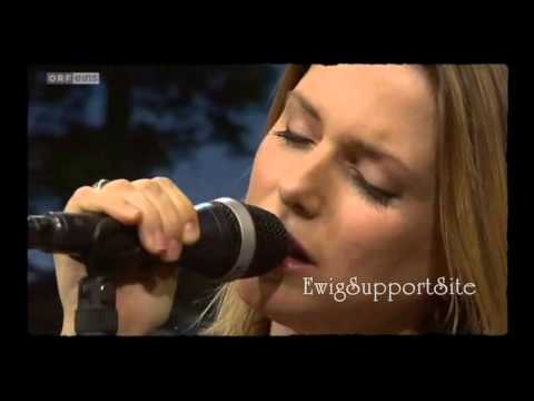 Youtube: Ewig feat Money Boy - Ein Schritt weiter (LIVE Unplugged @ Willkommen in Österreich 11.12.2012)