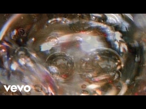 Youtube: Sonic Youth - Titanium Expose