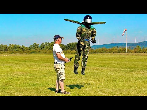 Youtube: SPECTACULAR STUNNING !!! RC FLYING MAN IN SCALE 1:1 FLIGHT DEMONSTRATION
