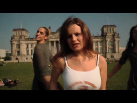 Youtube: Steini Girl - Verknallt in Steinmeier [Offizielles Video] HD