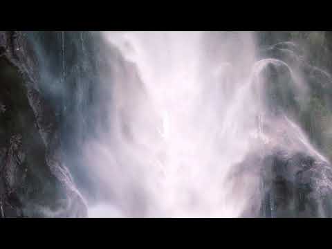 Youtube: AL015 - Recondite - Valvate