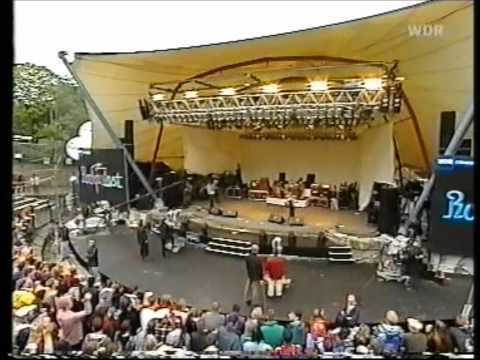 Youtube: Levellers. Loreley Festival. 1997